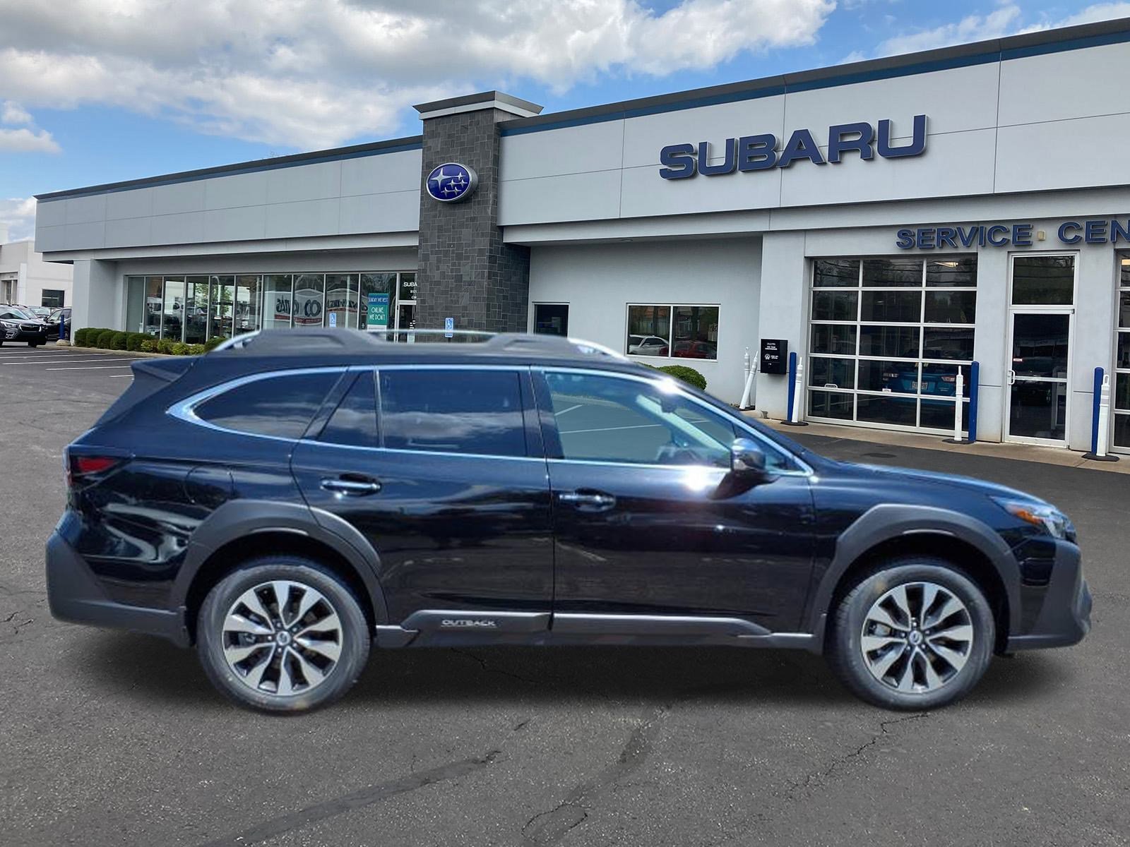 New 2025 Subaru Outback Touring XT image 8