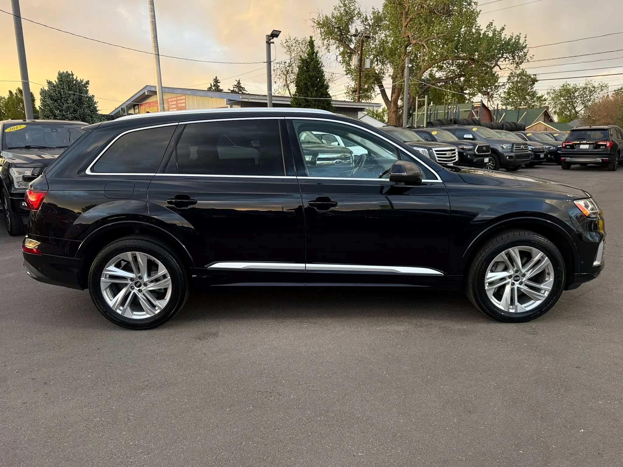 Used 2021 Audi Q7 2.0T Premium Plus w/ Premium Plus Package AWD/4WD image 10