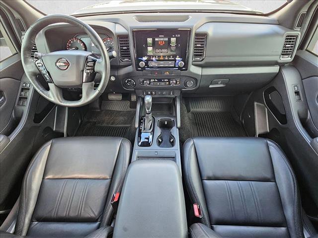 Used 2022 Nissan Frontier PRO-4X w/ Pro-4X Premium Package AWD/4WD image 17