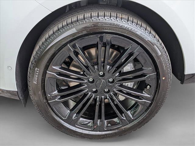 New 2026 Land Rover Range Rover SE AWD/4WD image 9