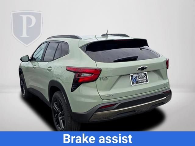 New 2026 Chevrolet Trax ACTIV w/ Sunroof Package FWD image 10