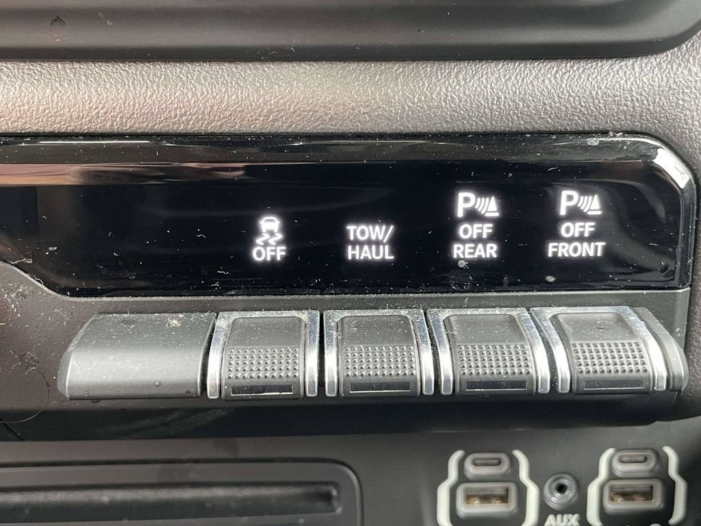 Used 2019 RAM 1500 Big Horn RWD image 23