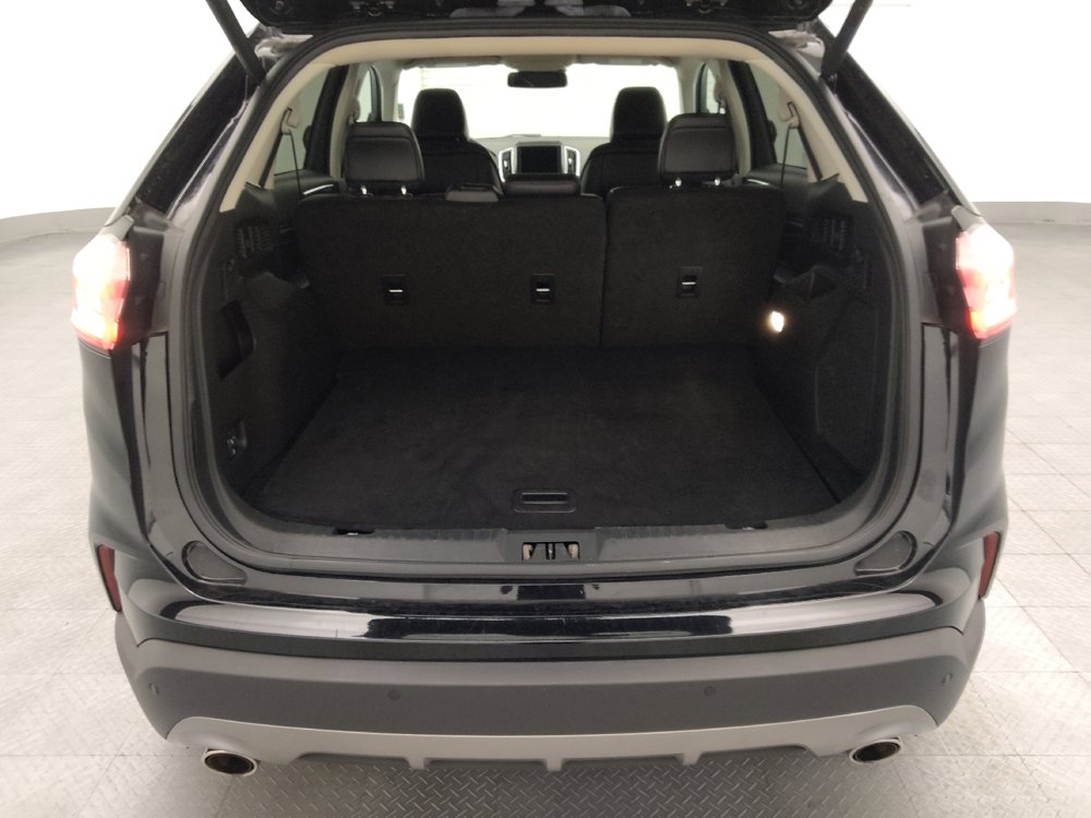Used 2024 Ford Edge Titanium image 29