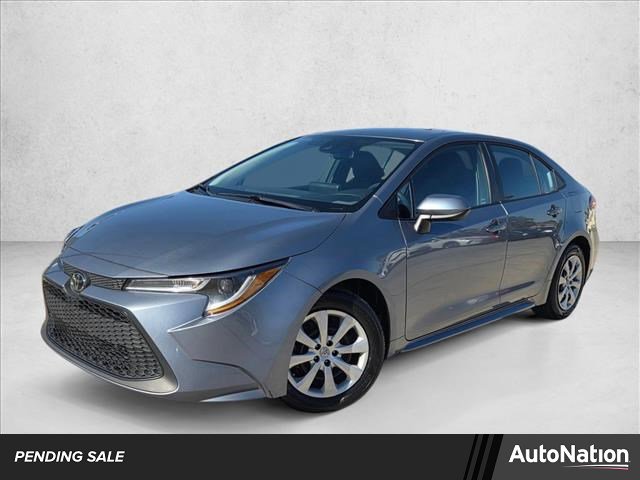 Certified 2022 Toyota Corolla LE image 1
