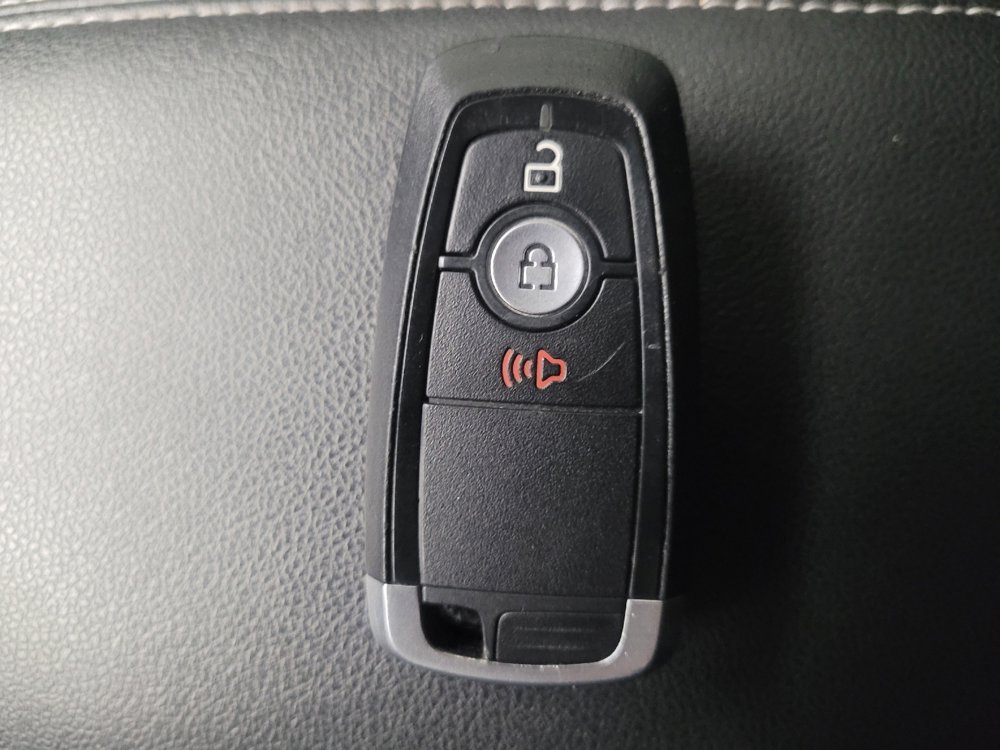 Used 2022 Ford Escape SE FWD image 32