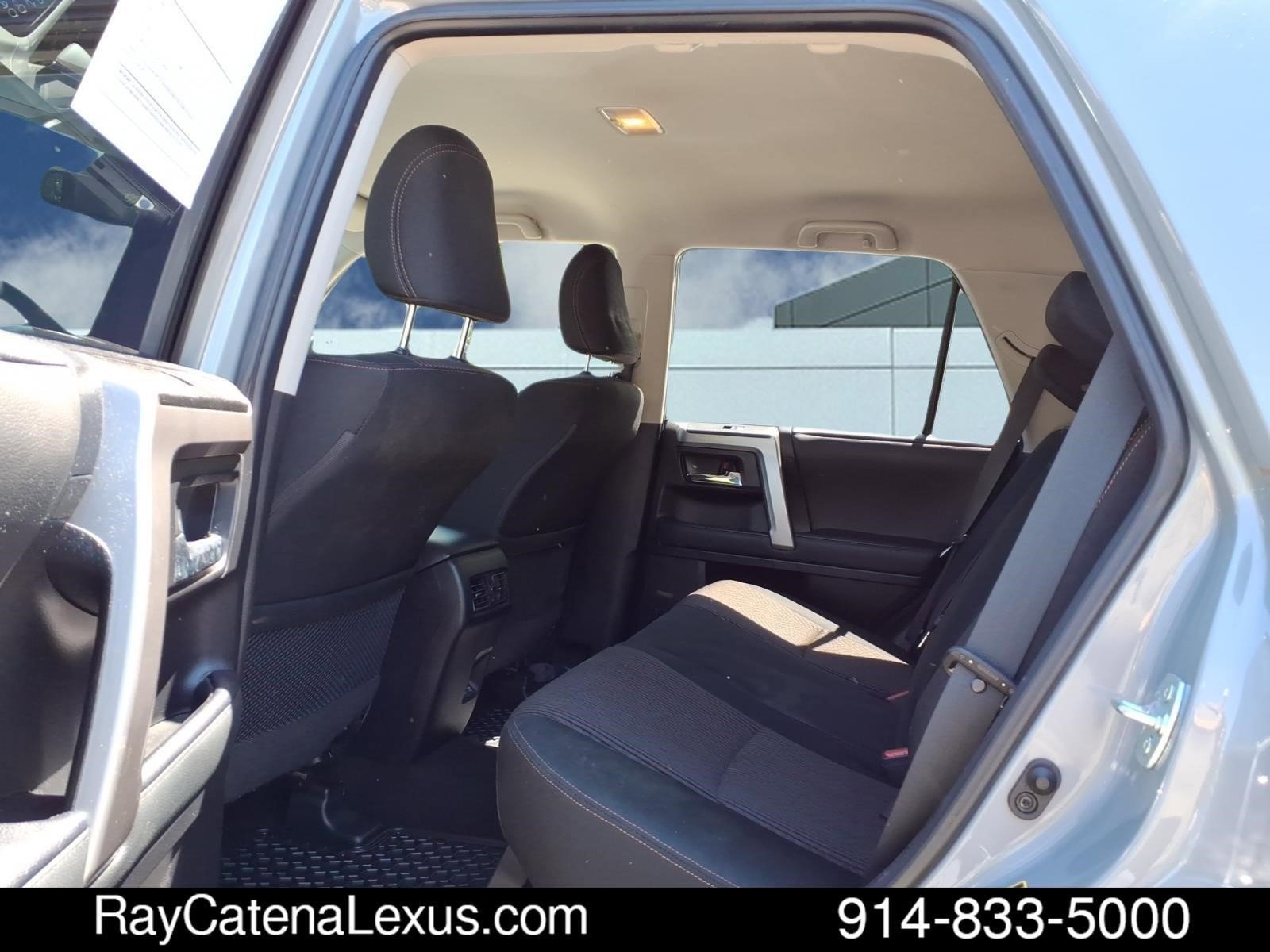 Used 2021 Toyota 4Runner Limited AWD/4WD image 18