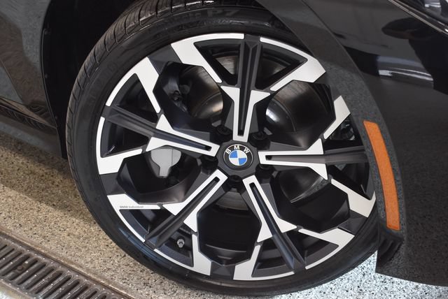 New 2026 BMW 330i xDrive Sedan w/ Premium Package AWD/4WD image 29