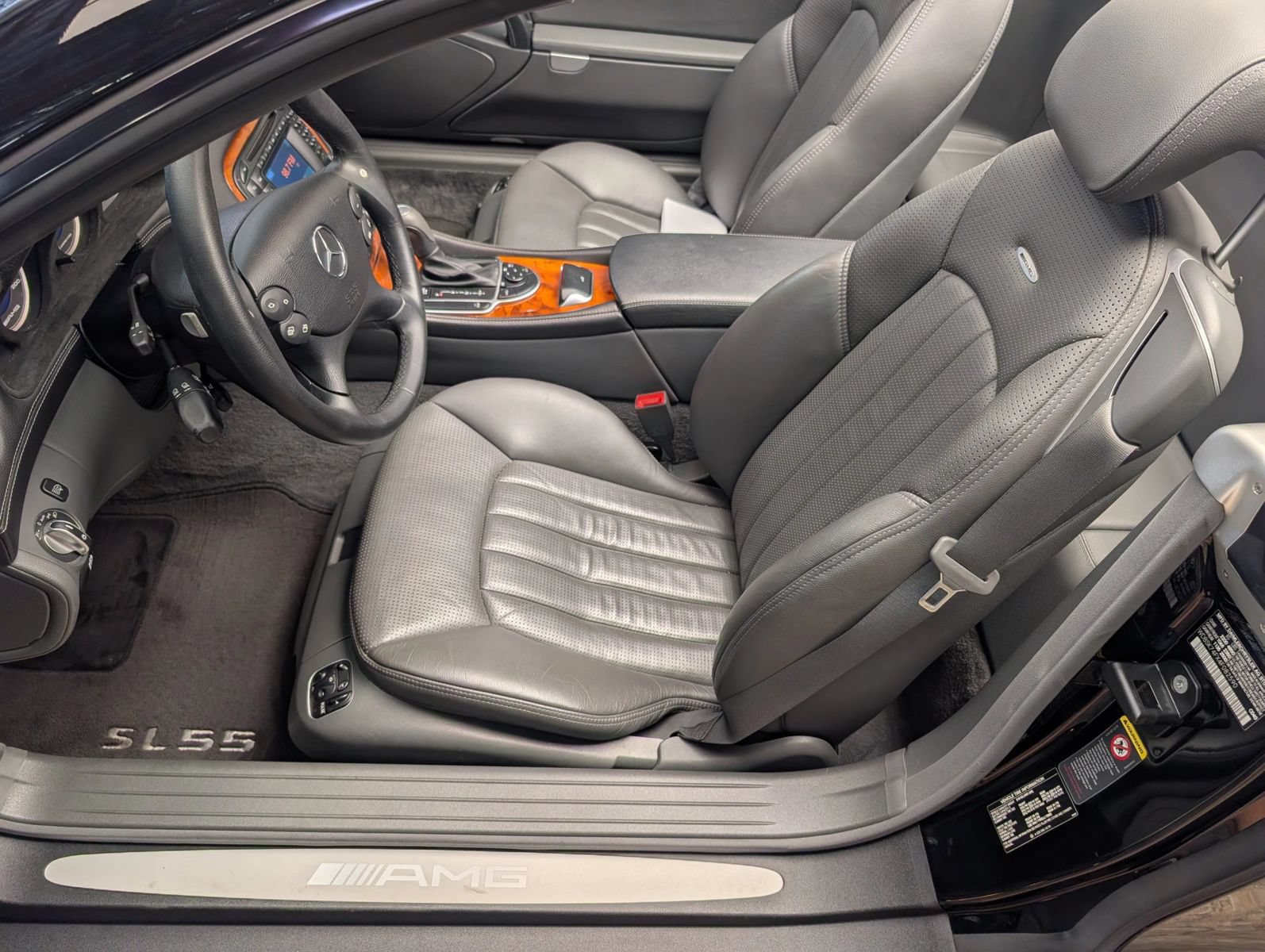 Used 2004 Mercedes-Benz SL 55 AMG image 12
