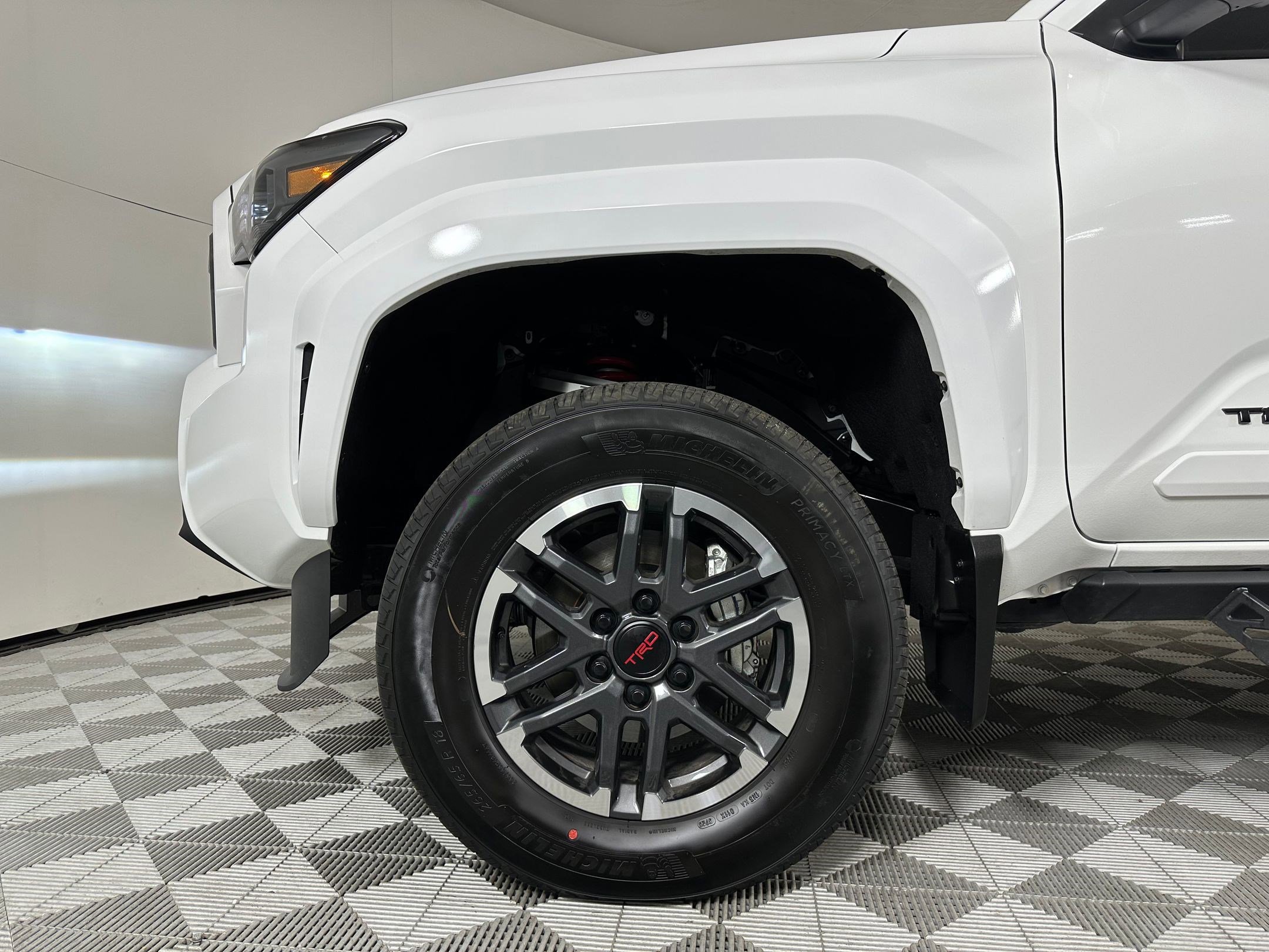 Used 2025 Toyota Tacoma TRD Sport AWD/4WD image 10