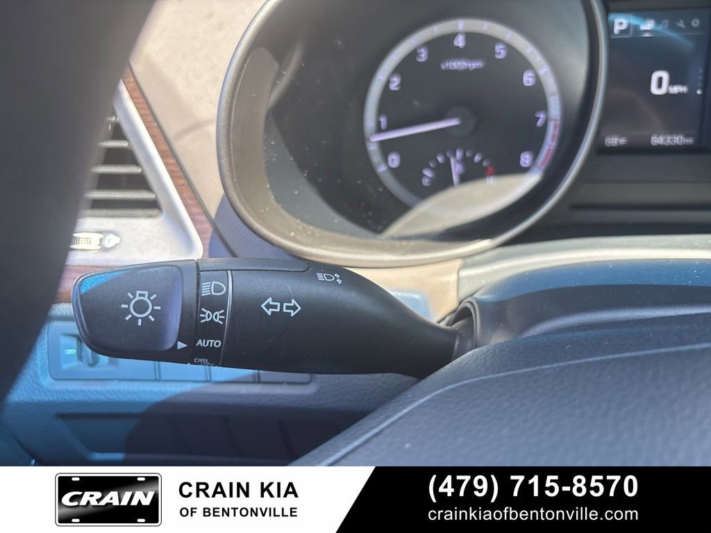 Used 2018 Hyundai Santa Fe SE w/ Cargo Package FWD image 32