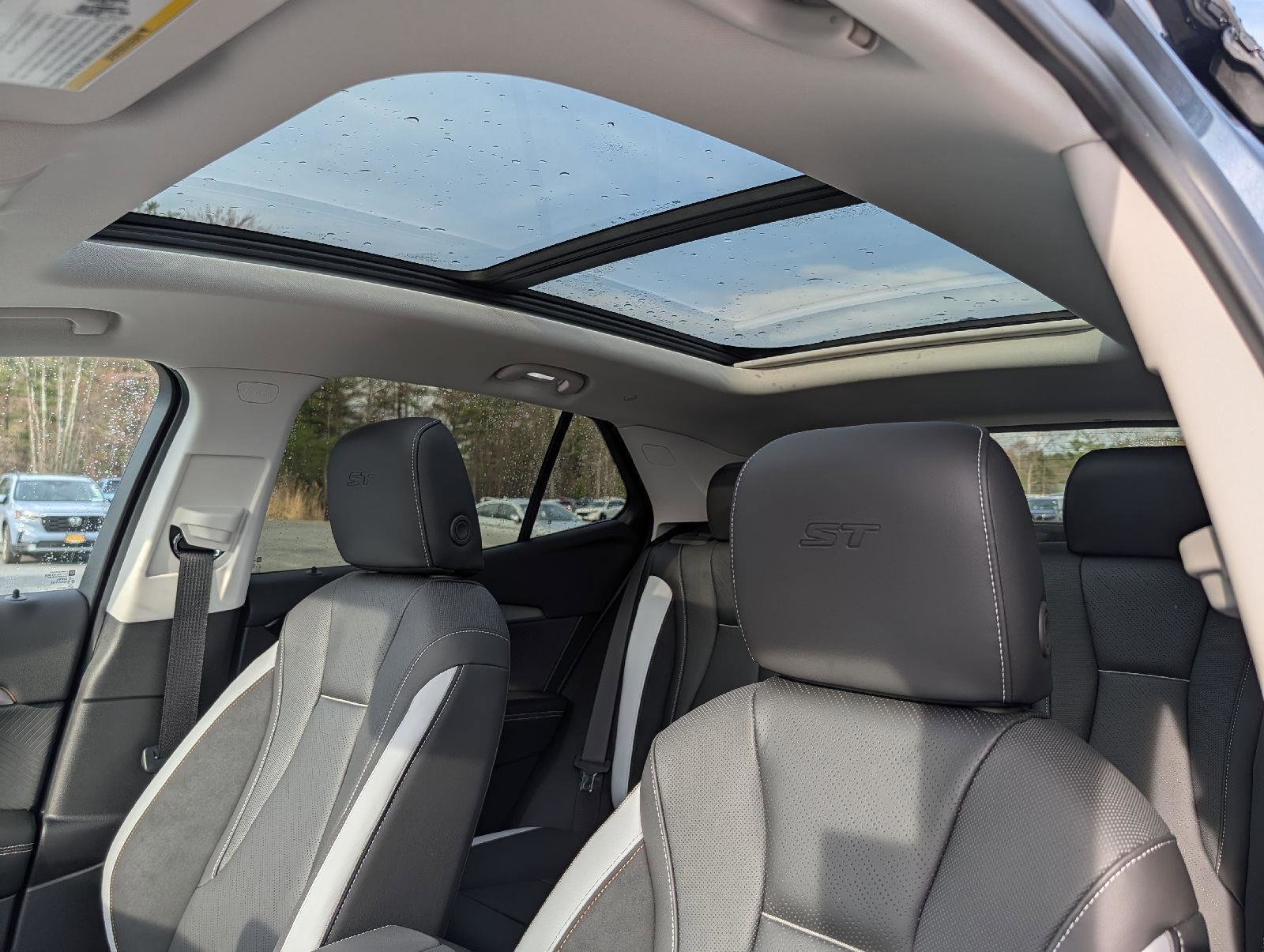 New 2026 Buick Envision Sport Touring AWD/4WD image 12