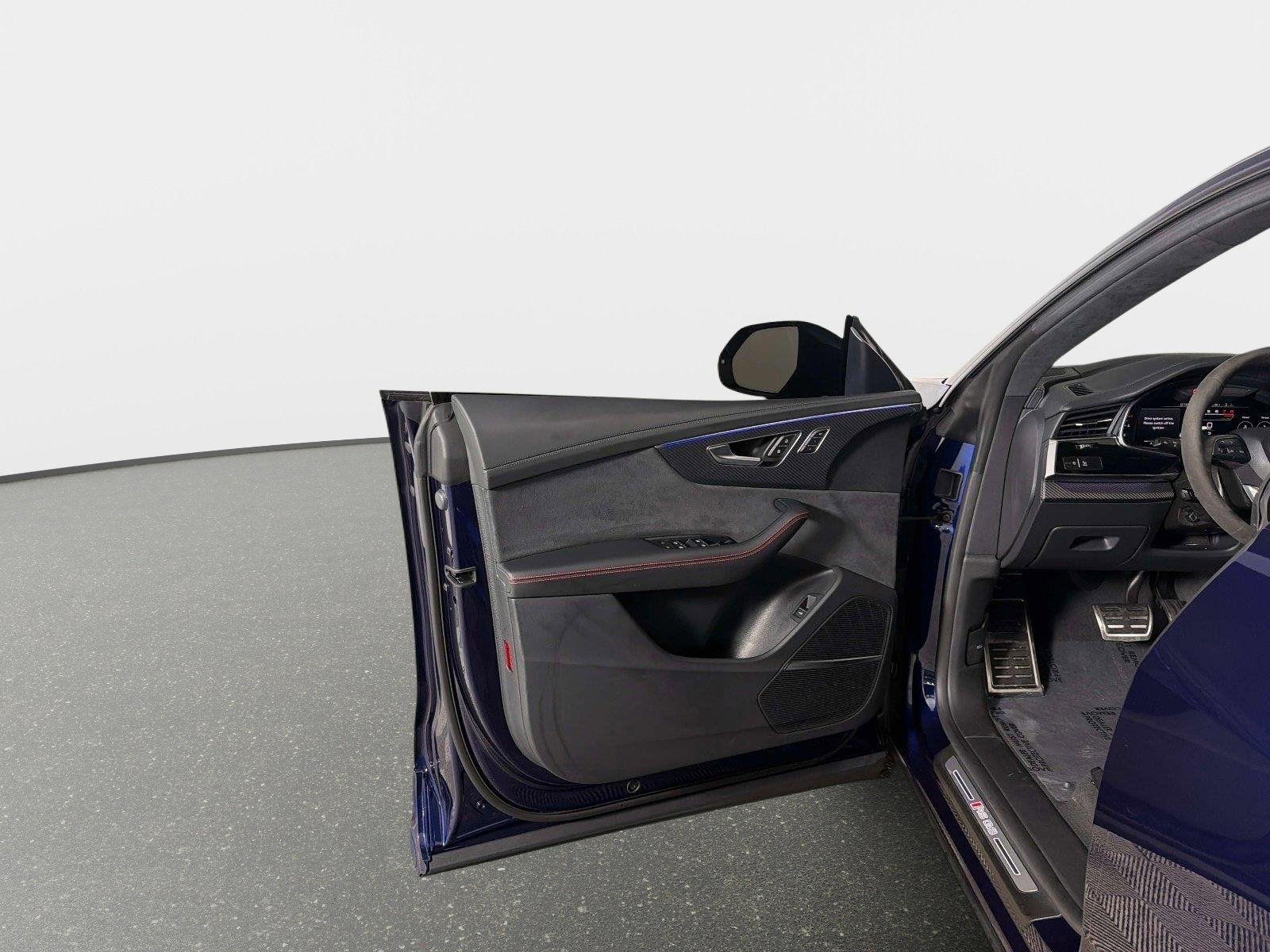 Used 2024 Audi RS Q8 image 35