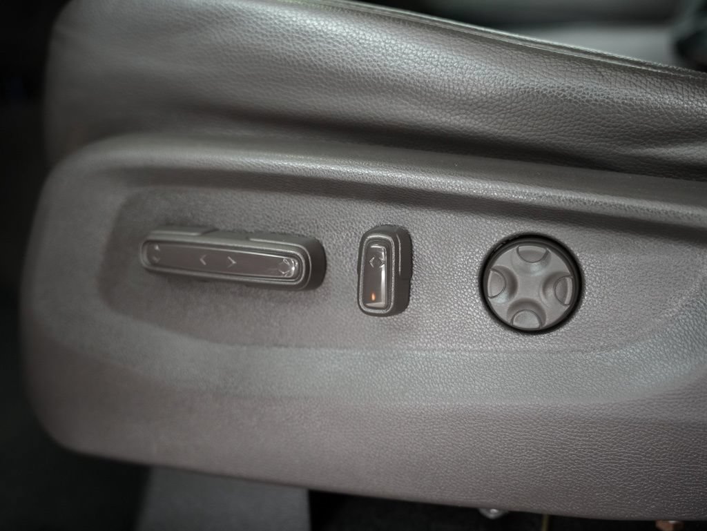 Used 2018 Honda Odyssey Elite image 44
