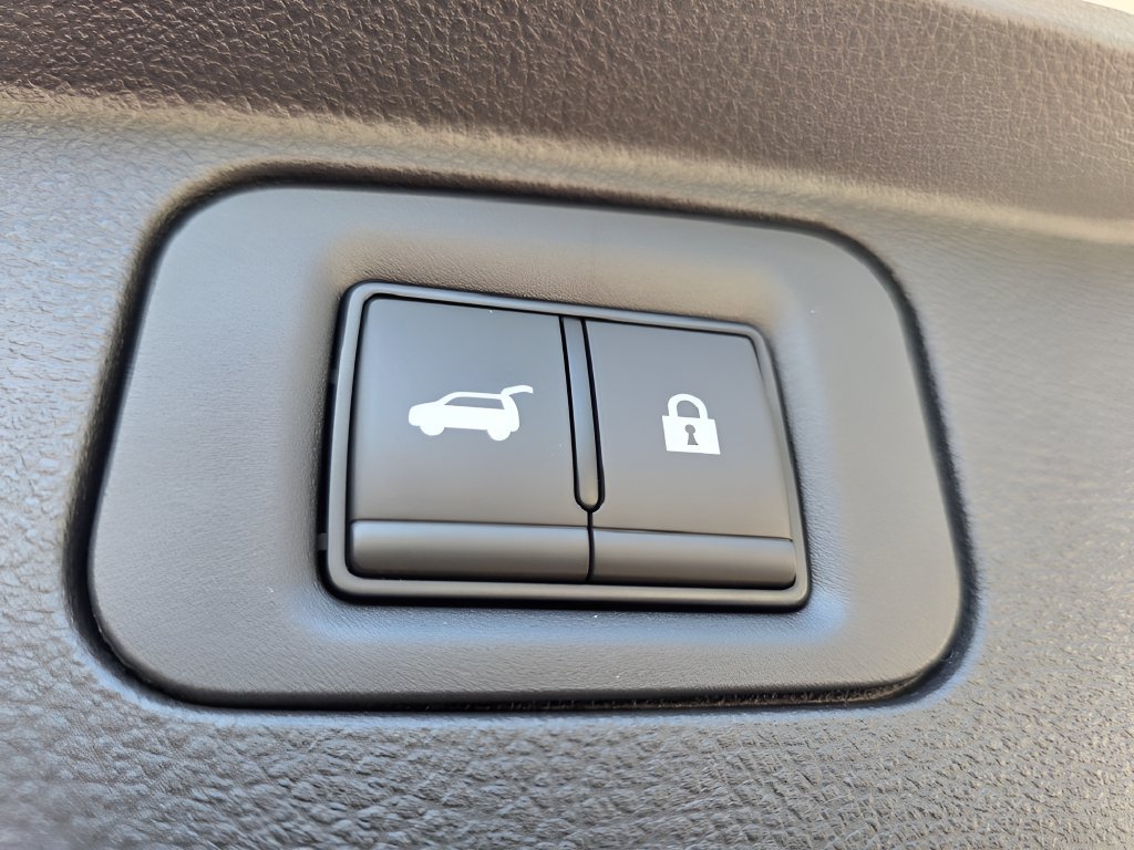 New 2026 Nissan Armada SL AWD/4WD image 9