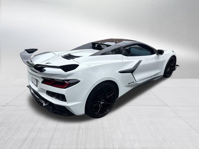 Used 2024 Chevrolet Corvette Z06 w/ Z07 Performance Package RWD image 14