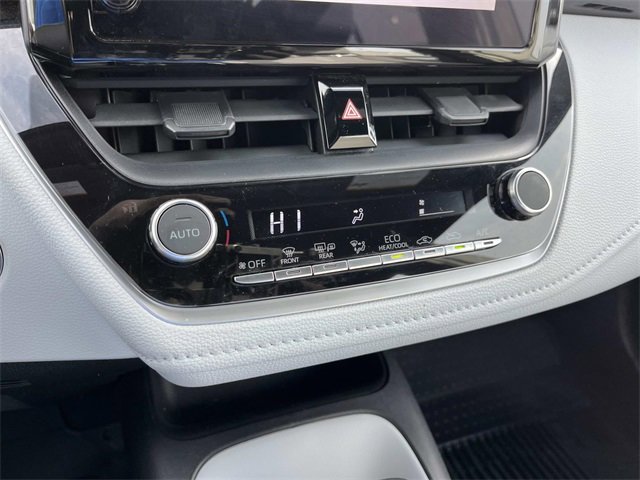 Used 2024 Toyota Corolla SE image 31