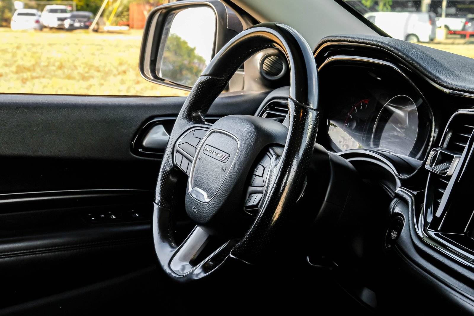 Used 2021 Dodge Durango SXT w/ 3rd Row Seating Group RWD image 12