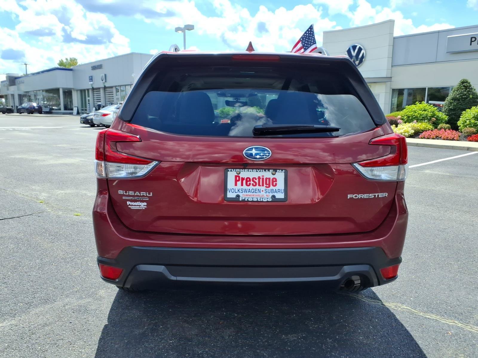 Certified 2023 Subaru Forester Premium AWD/4WD image 3