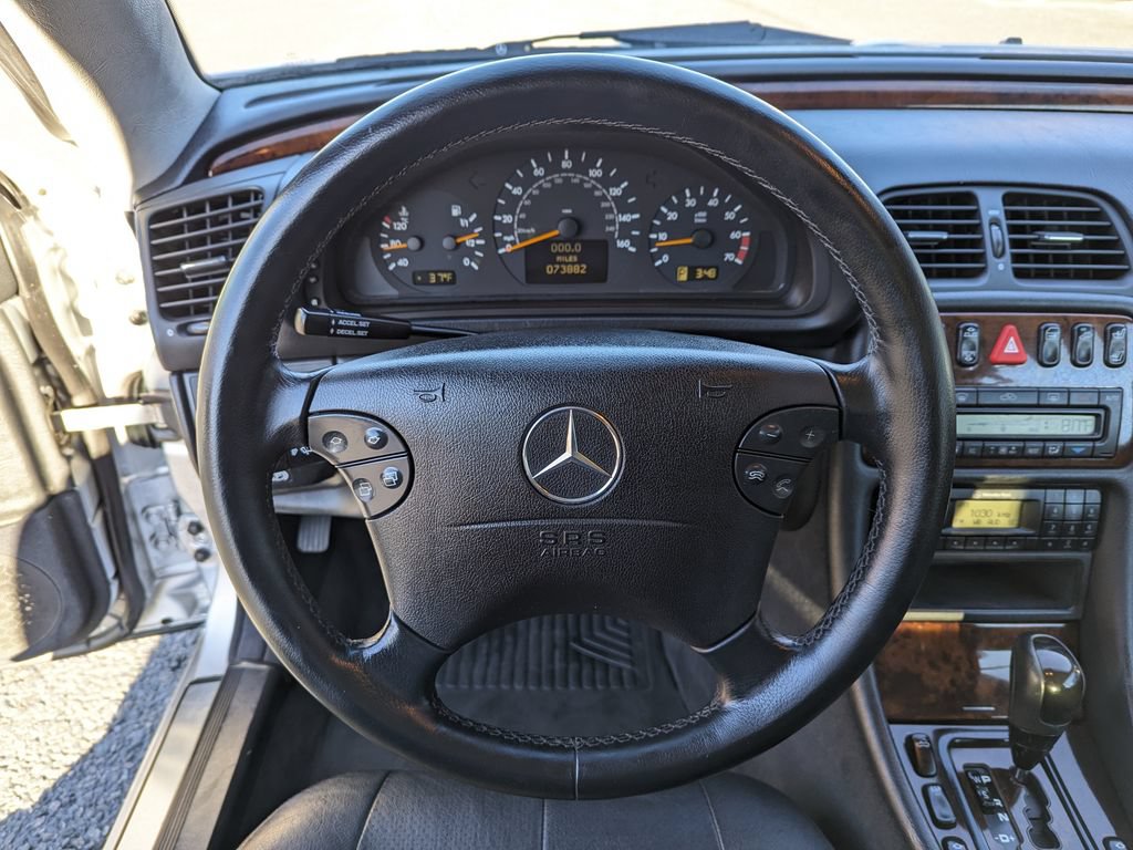 Used 2002 Mercedes-Benz CLK 320 Cabriolet image 15