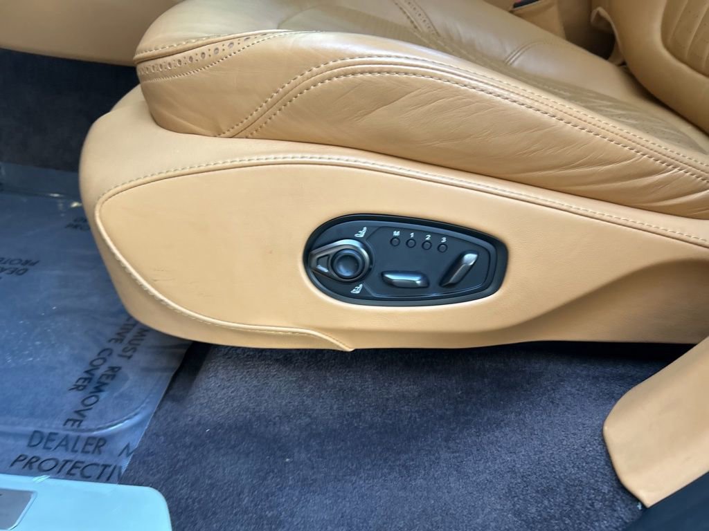 Used 2021 Aston Martin DBX image 51