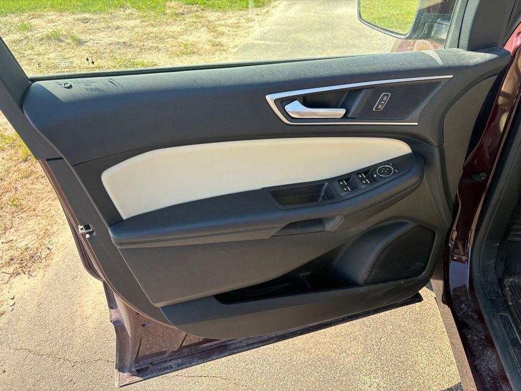 Used 2024 Ford Edge SEL w/ Convenience Package AWD/4WD image 10