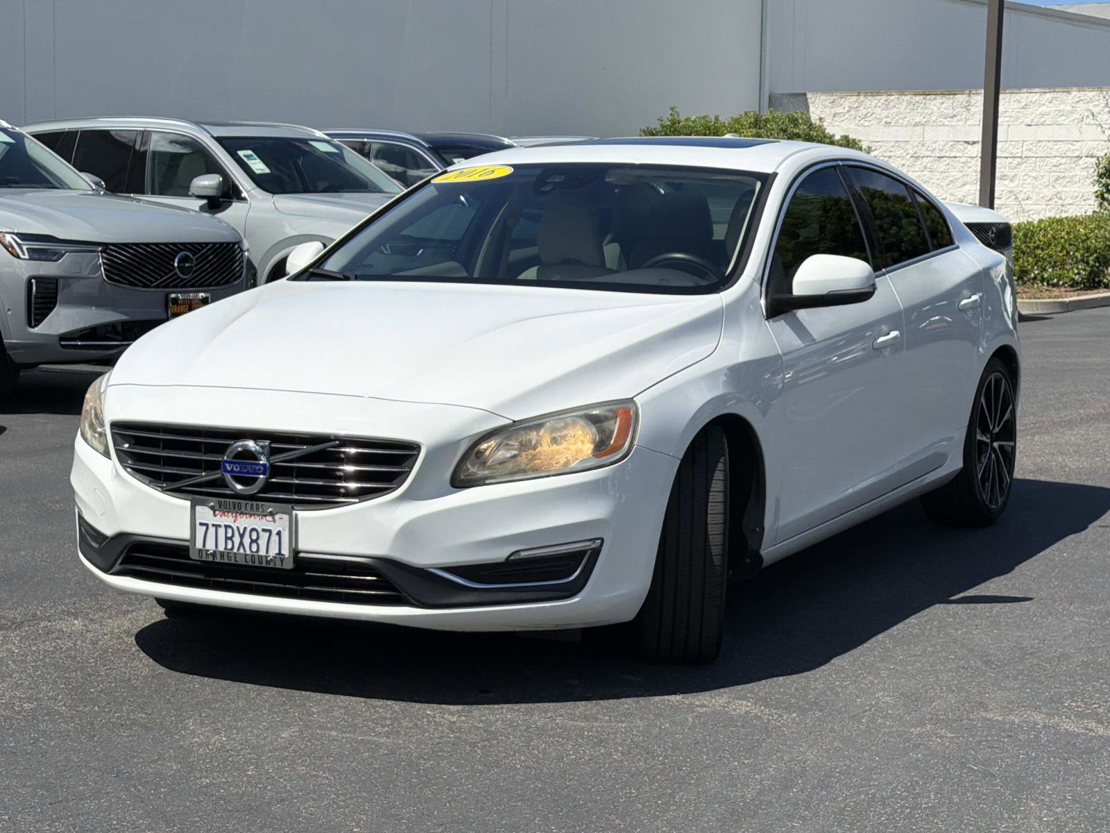 Used 2016 Volvo S60 T5 Premier w/ 19" Sport Package FWD image 3