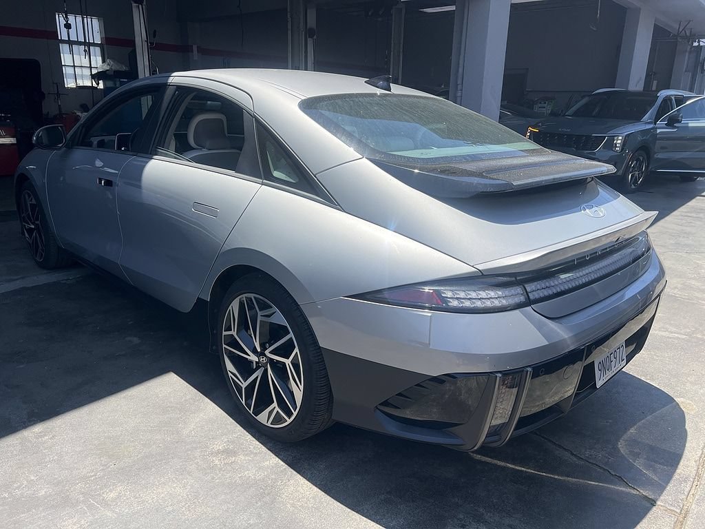 Used 2024 Hyundai Ioniq 6 SEL RWD image 3