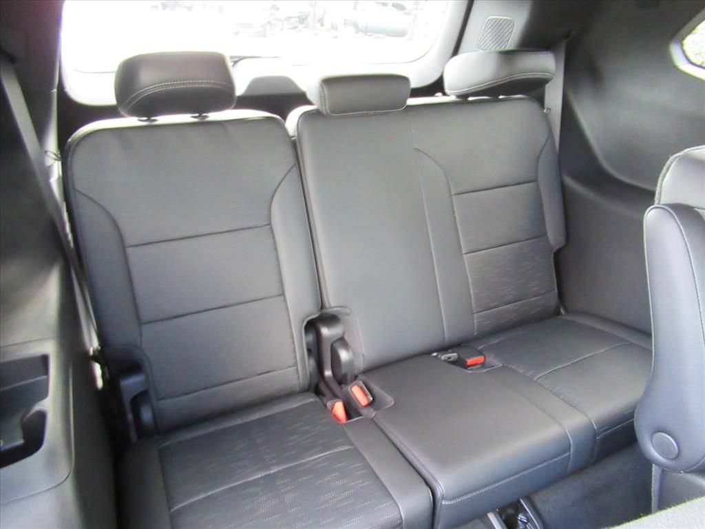 New 2026 Buick Enclave Sport Touring w/ Power Package FWD image 32
