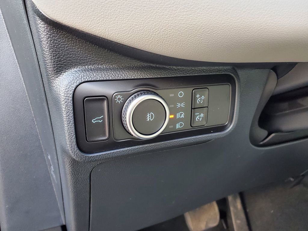 New 2026 Ford Explorer Active w/ Active Comfort Package image 13