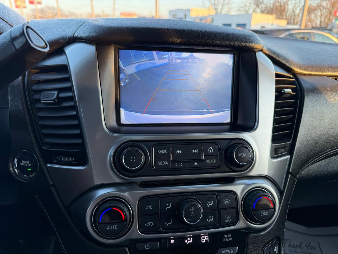 Used 2020 Chevrolet Suburban Premier AWD/4WD image 24