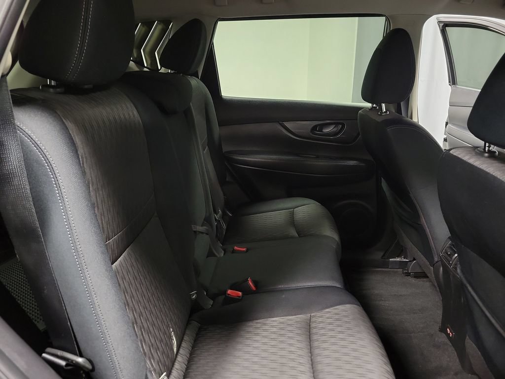 Used 2020 Nissan Rogue S AWD/4WD image 30
