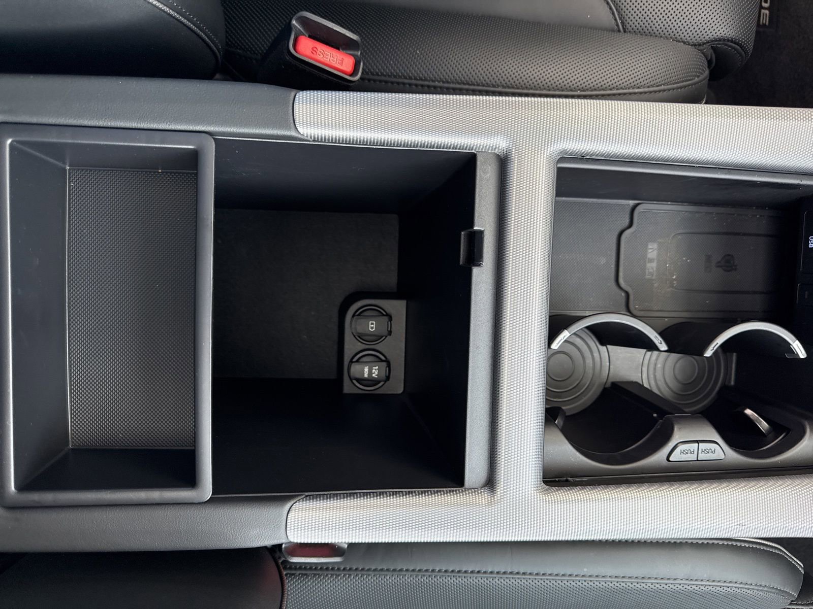 Used 2025 Hyundai Palisade Calligraphy image 32