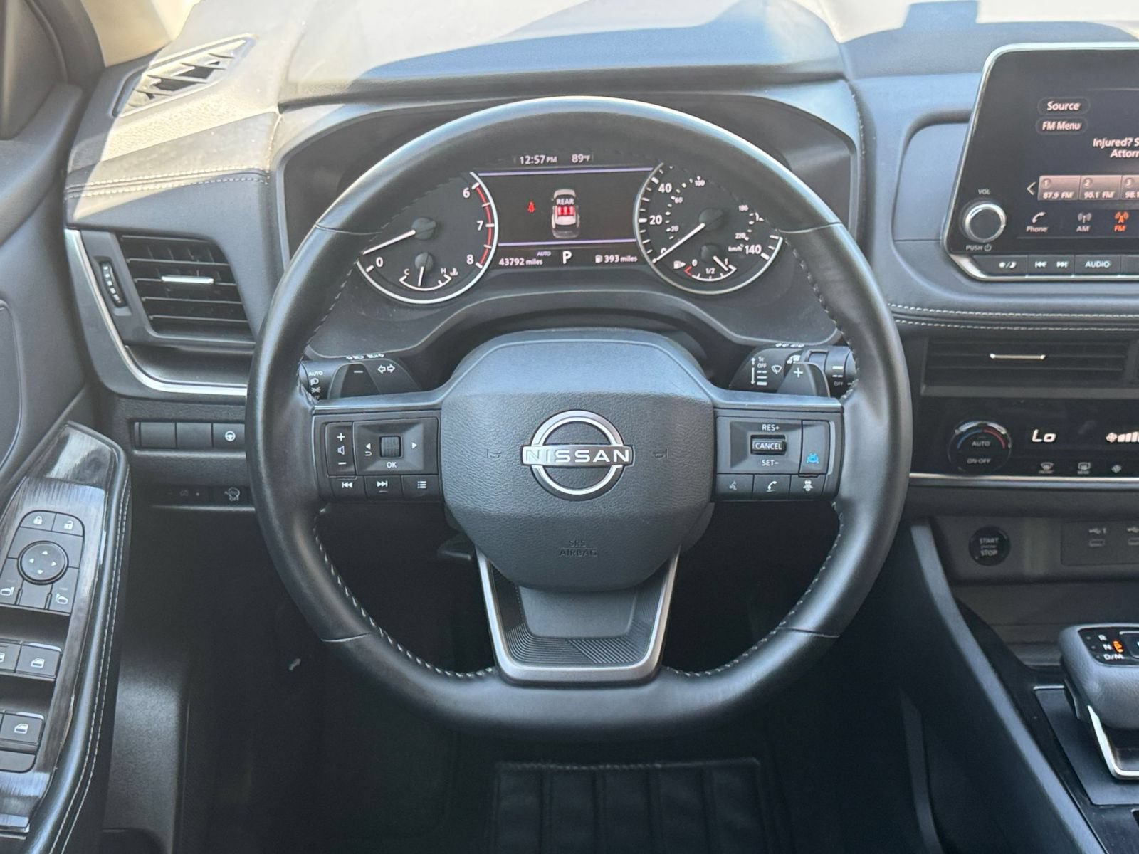 Used 2025 Nissan Rogue SV AWD/4WD image 29