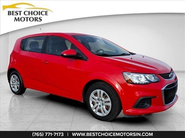 Used 2020 Chevrolet Sonic LT FWD image 1