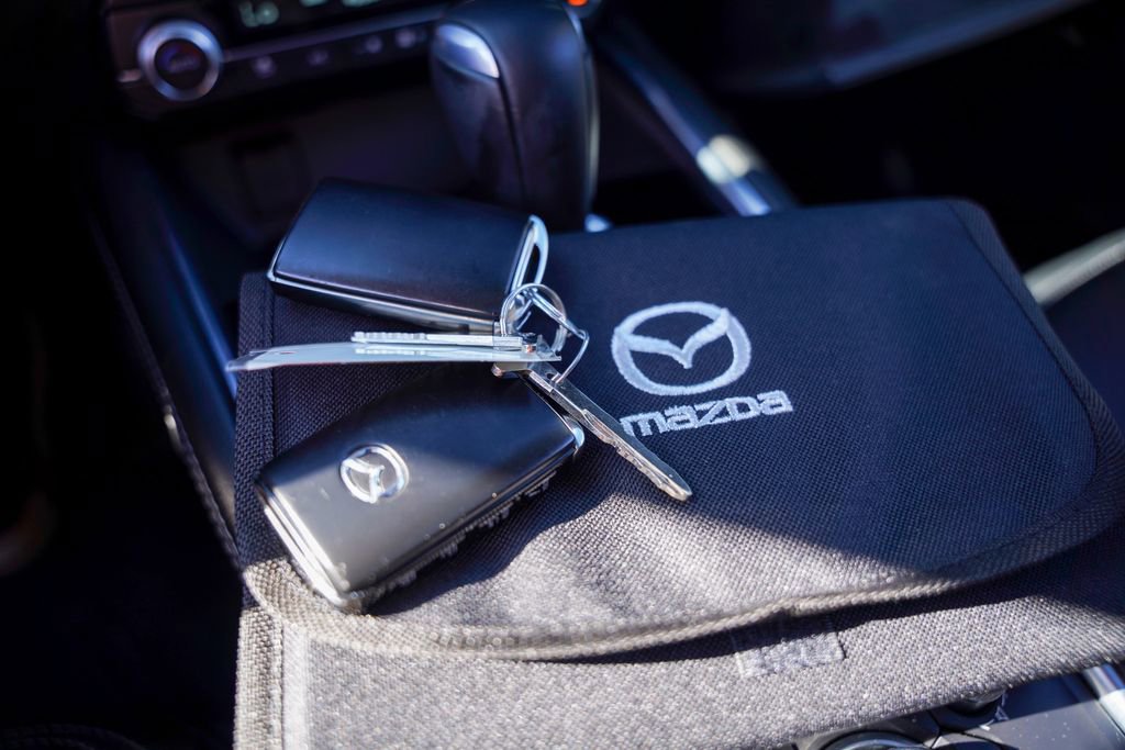 Used 2025 MAZDA CX-5 AWD 2.5 S w/ Premium Plus Pkg image 31