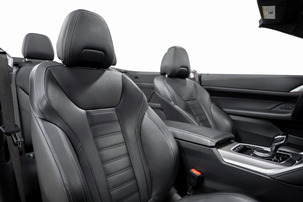 Used 2022 BMW 440i xDrive Convertible w/ Premium Package image 33