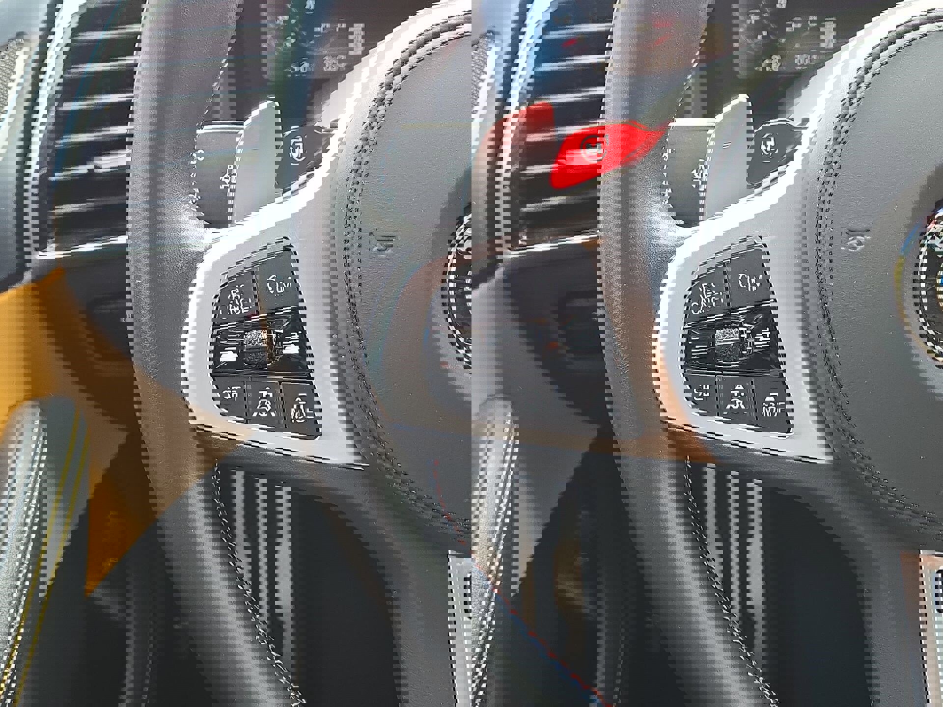 Certified 2023 BMW M8 Competition w/ M Driver's Package image 21