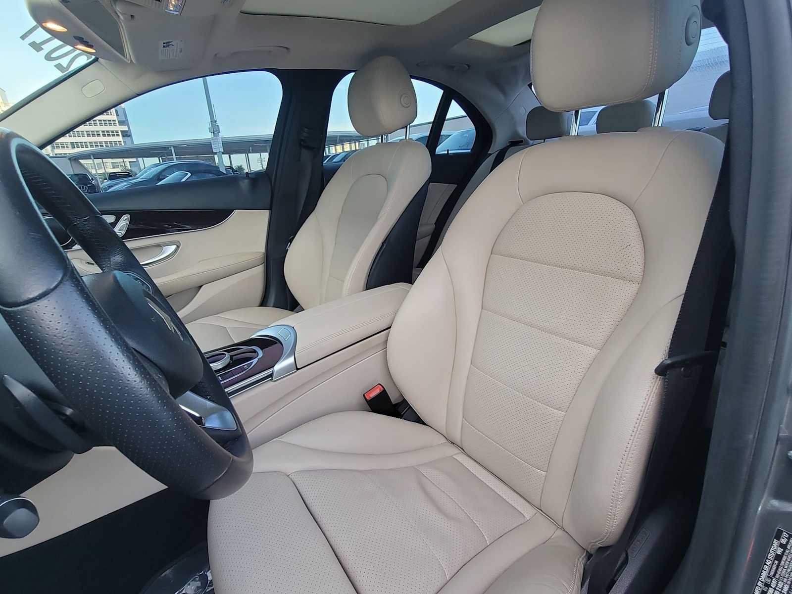 Used 2017 Mercedes-Benz C 300 Sedan image 15