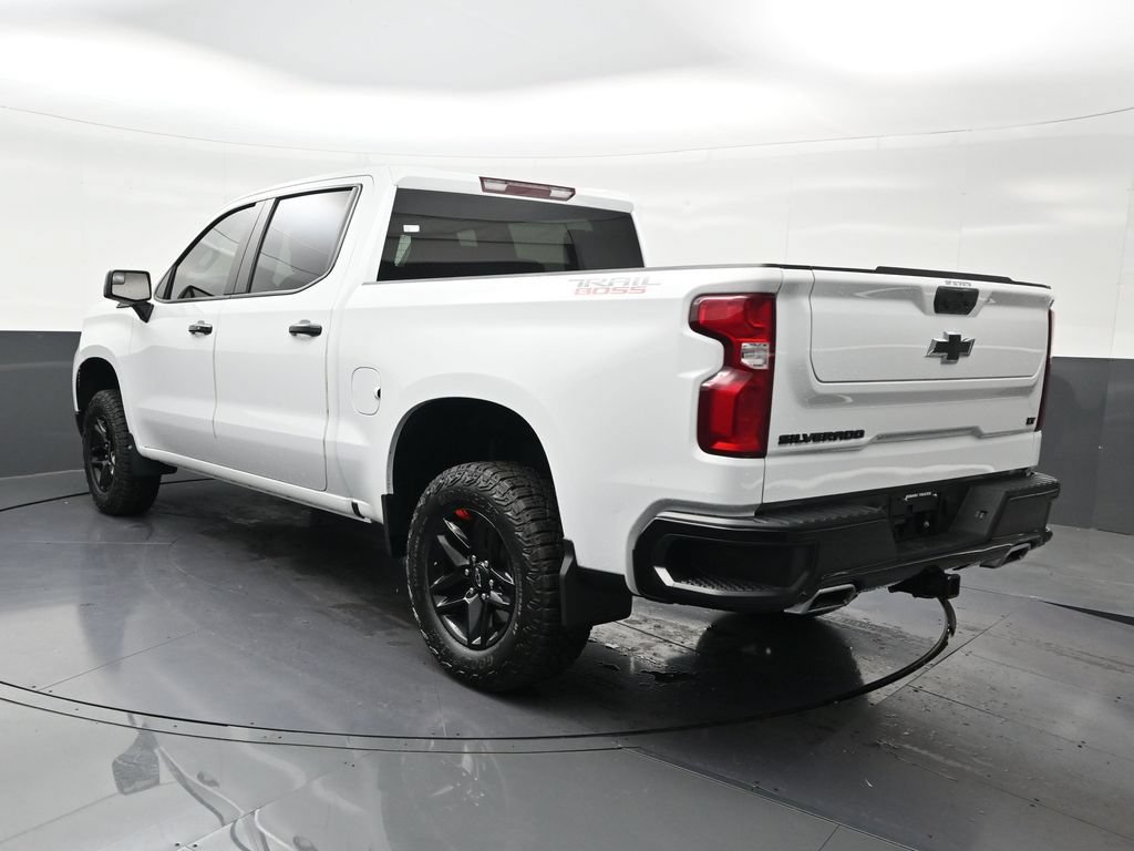 Used 2024 Chevrolet Silverado 1500 LT Trail Boss AWD/4WD image 3