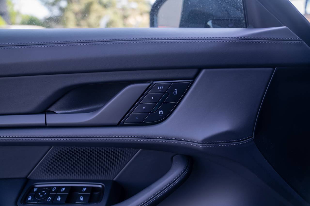 New 2026 Porsche Taycan GTS AWD/4WD image 24