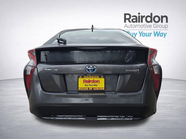 Used 2017 Toyota Prius Two w/ Carpet Mat Package image 7