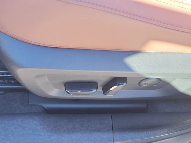 New 2026 Mitsubishi Outlander SEL image 21