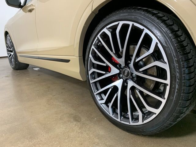 Used 2025 Audi SQ8 Premium Plus AWD/4WD image 15