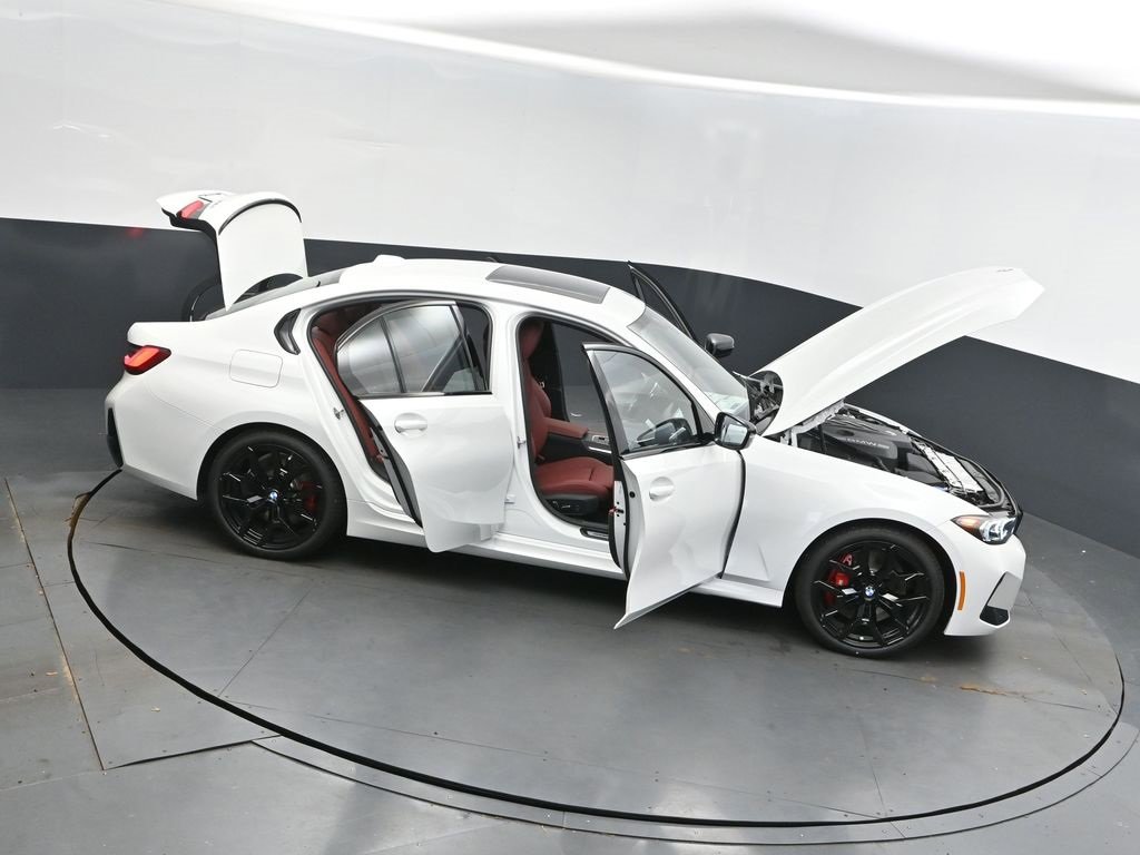New 2026 BMW 330i Sedan w/ M Sport Package image 50