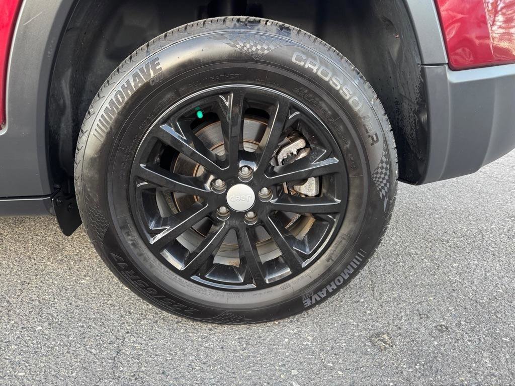 Used 2020 Jeep Cherokee Latitude w/ Cold Weather Group image 21