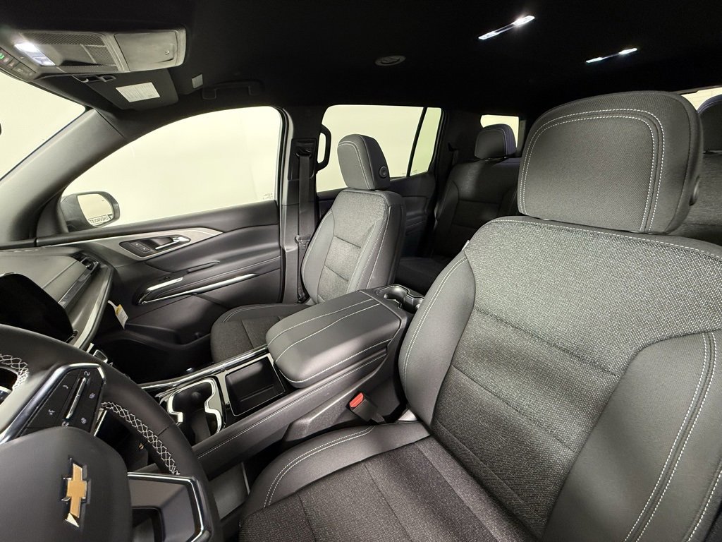 New 2026 Chevrolet Traverse LT w/ Driver Confidence Package image 28