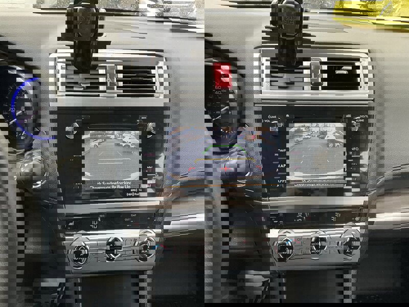 Used 2016 Subaru Legacy 3.6R Limited image 33