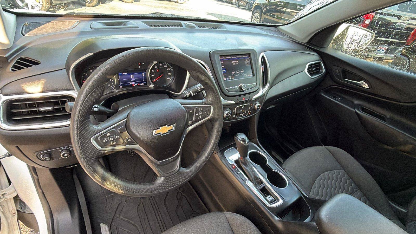 Used 2020 Chevrolet Equinox LT FWD image 24