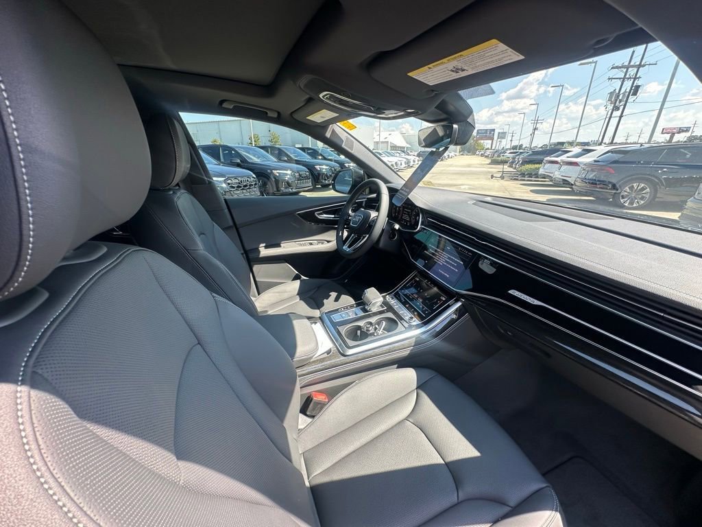 New 2025 Audi Q8 Premium Plus image 30