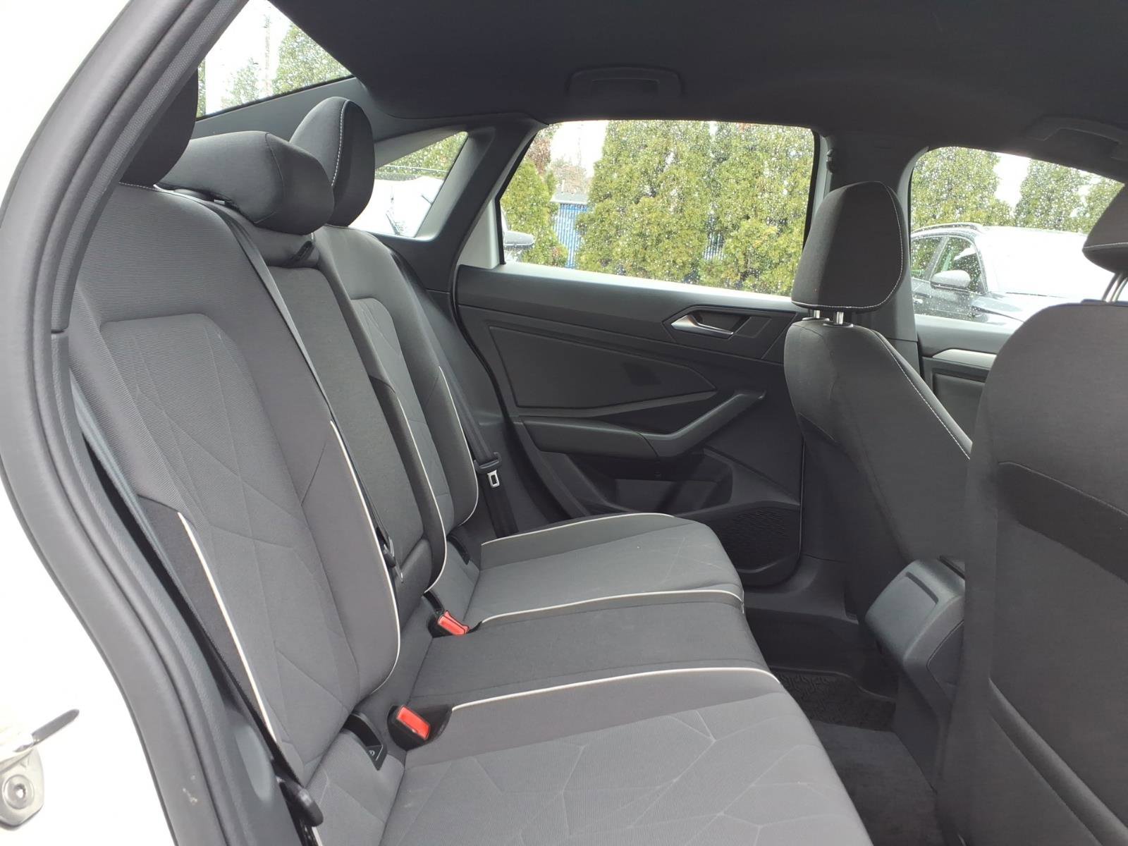 Certified 2025 Volkswagen Jetta Sport image 12